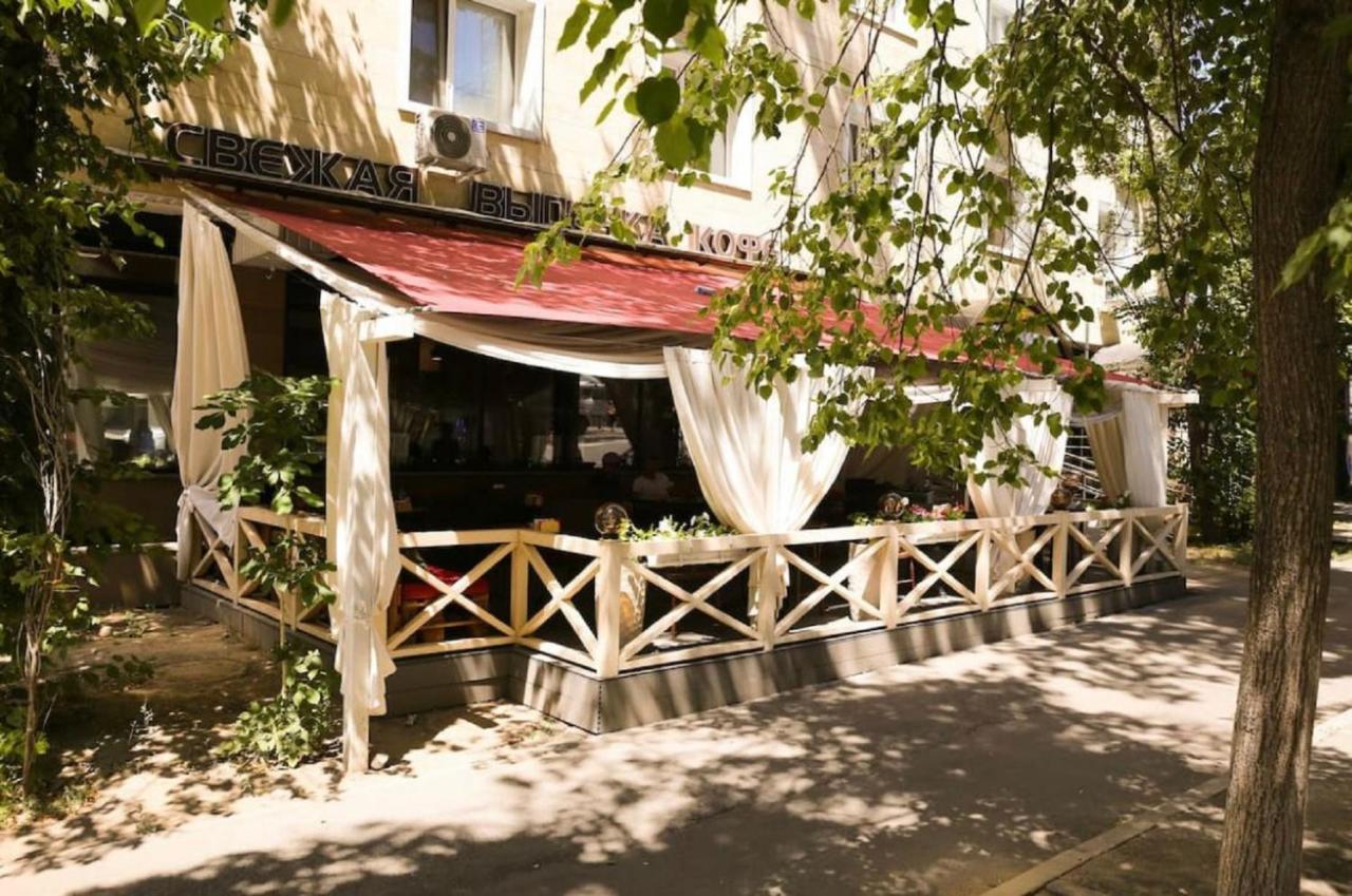 אלמטי Студия В Стиле Loft В Центре Города מראה חיצוני תמונה